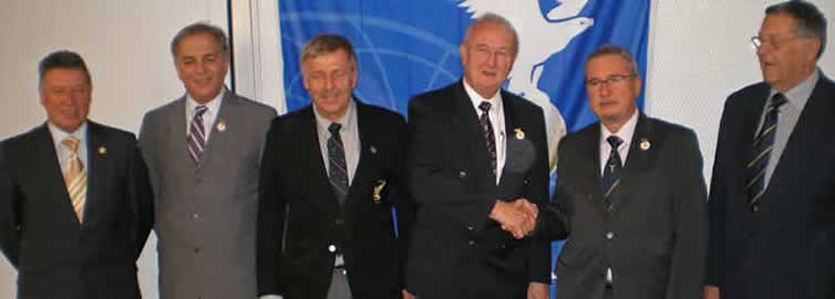 Den nye bestyrelse i General Aviation Commission. Fra venstre er det Andrzej OSOWSKI, Jiri DODAL, Hans SCHWEBEL, Hans GUTMANN, Pedro CABAÑERO MARIMÓN og Vagn JENSEN